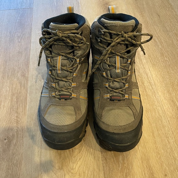 Wenger Shoes Wenger Swiss Army Mens Hiking Boots Size 3 Poshmark